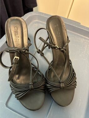 Wild Diva Strappy Black Women’s Heeled sandals platforms heels Size 10